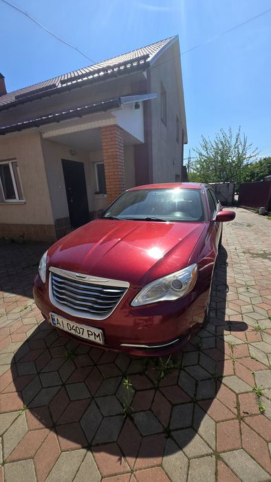 Продам Chrysler 200
