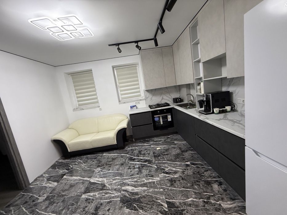 Продаж 2к квартири на вул. Братів Мисулів.