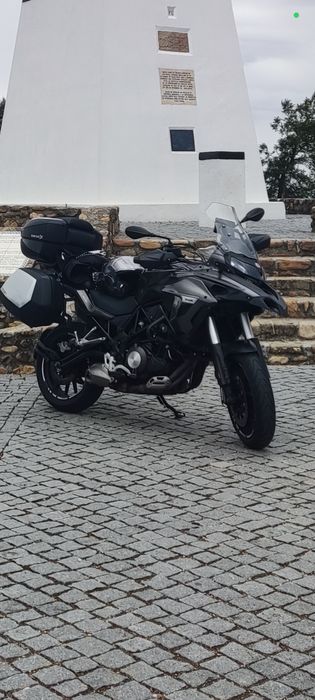 Benelli TRK 502 (2017) – Altamente Equipada (Viagem / Turismo) – Carta A2