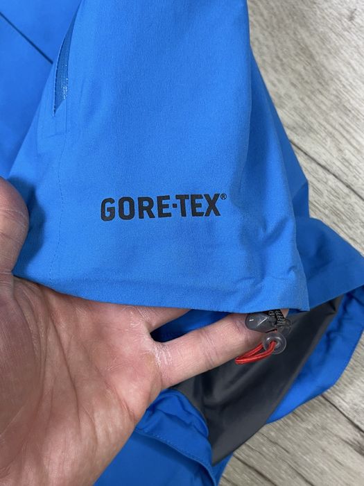 Salomon gore-tex куртка ветровка М размер женская трекинговая синяя