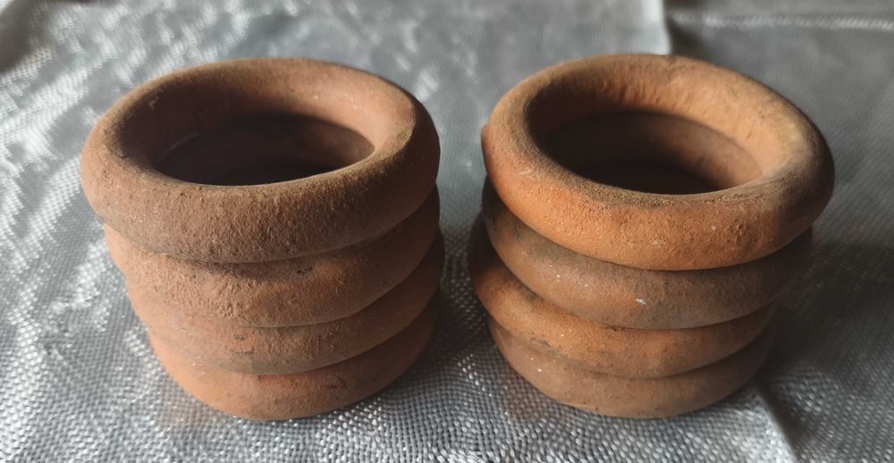 Lote de argolas em barro antigas