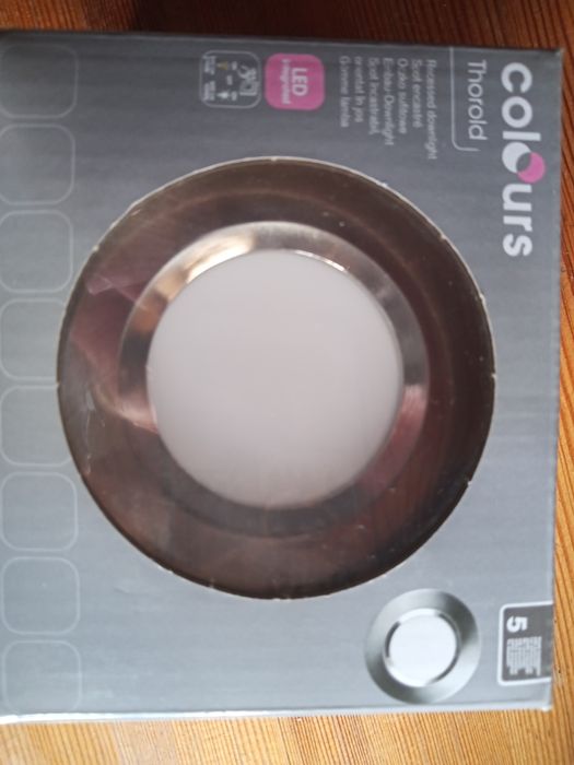 Oczka led colours 1szt.