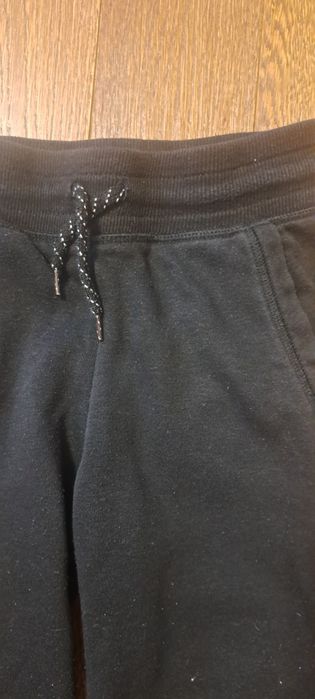 Spodnie dresowe czarne