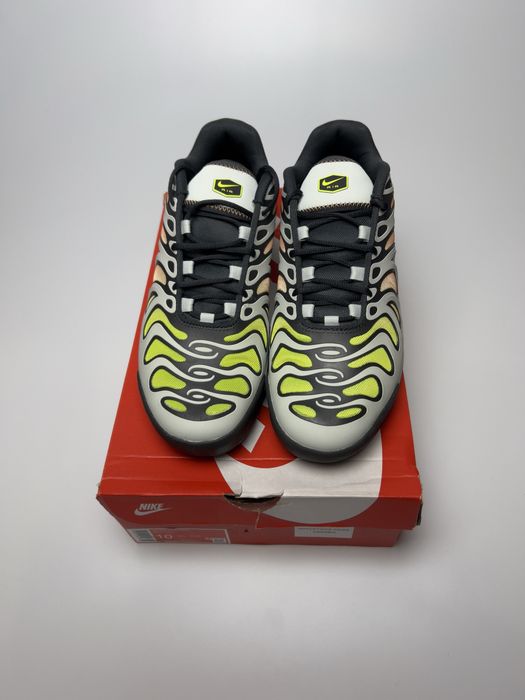 Nike Air Max Plus Drift Light