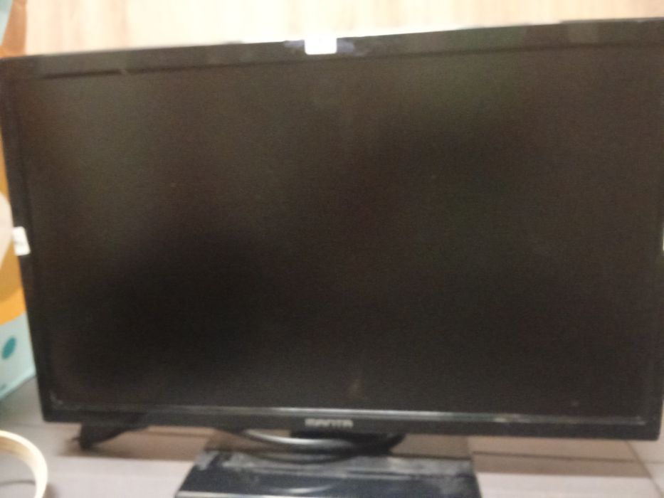 Sprzedam TV 19 cali  Manta