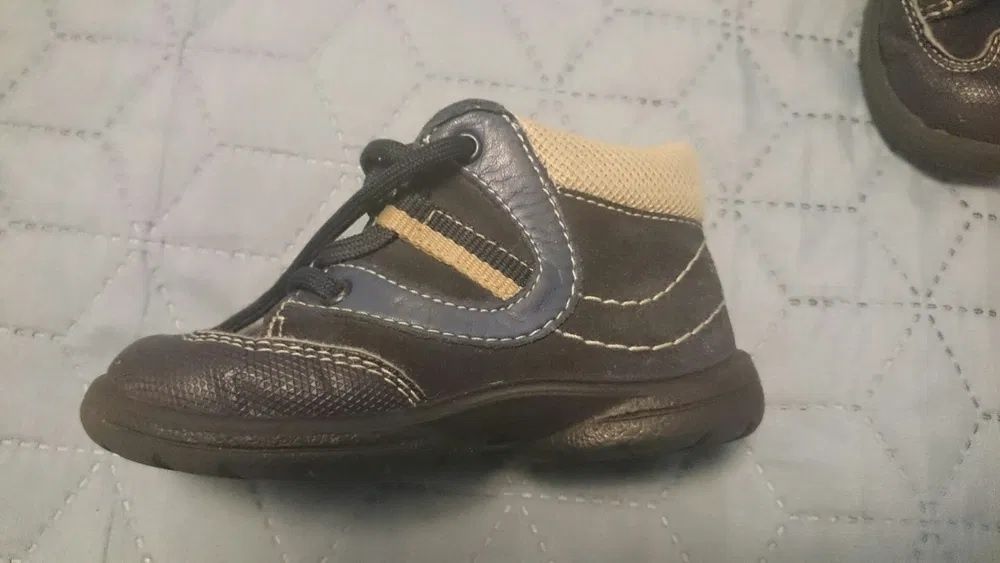 Buty skórzane dla dziecka, rozmiar 21