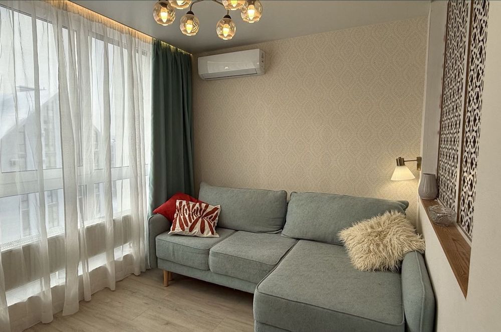 Продаж однокімнатної квартири в ЖК Сіті Лейк Білогородка вид на озеро