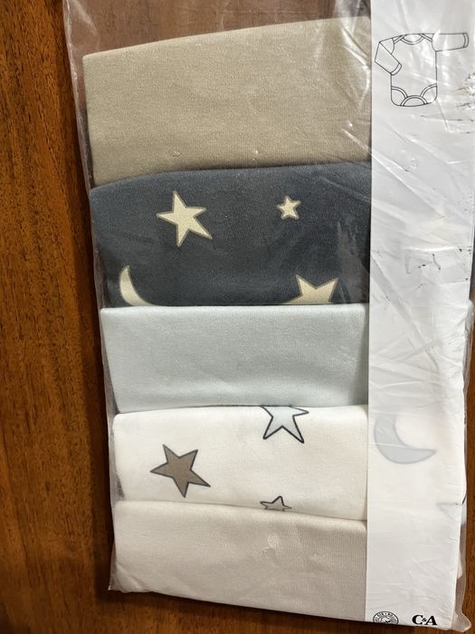 Набори боді C&A на хлопчика та дівчинку