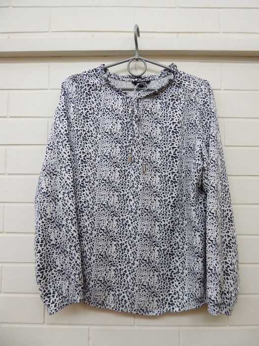 Bluzka wzór panterka biało-czarna wiązana pod szyją rozmiar 44