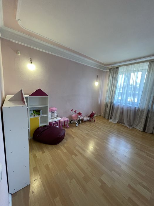 Флоринка Два дома 411 м2 и 130 м2 Алексеевка