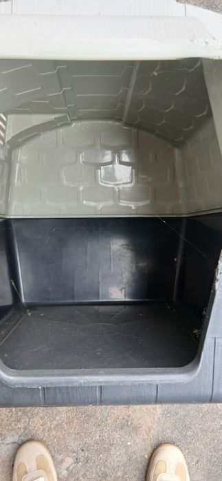 Casota para Cão Rígida em Plástico