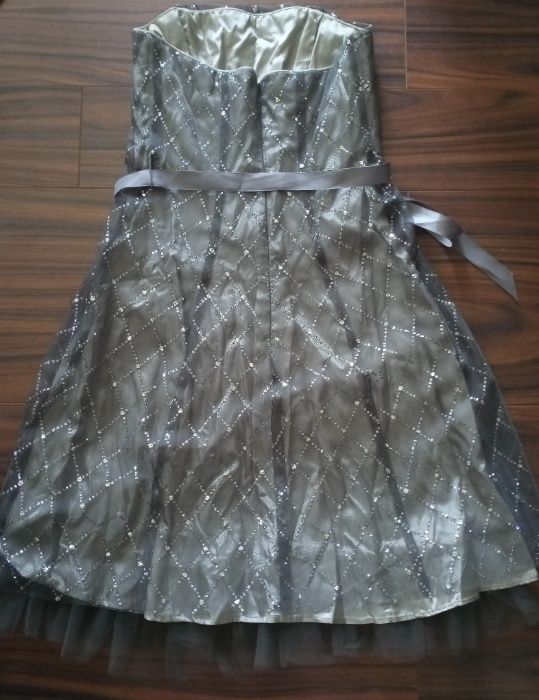 Vestido de festa cerimónia cinza