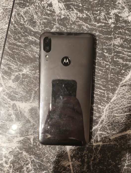 Telefon Motorola E6 plus