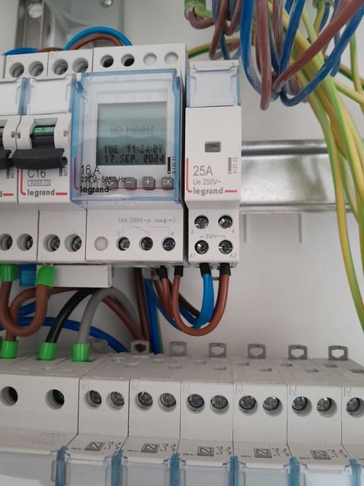 Faço trabalhos de eletricidade na zona de região de Lisboa