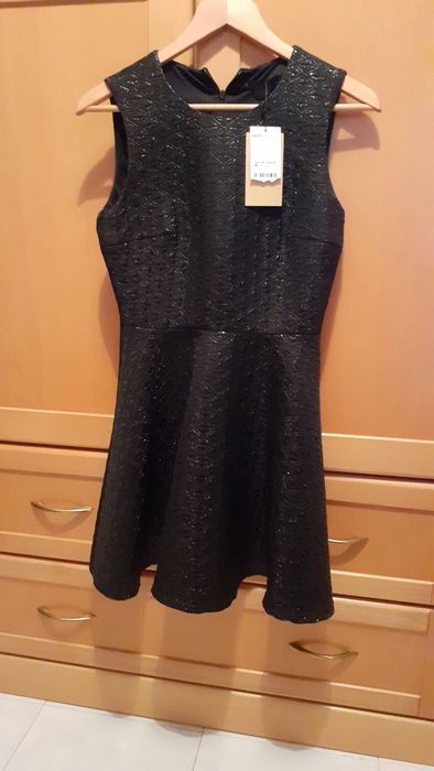 Vestido preto tecido acetinado ( Zara)  Novo C/ Etiqueta