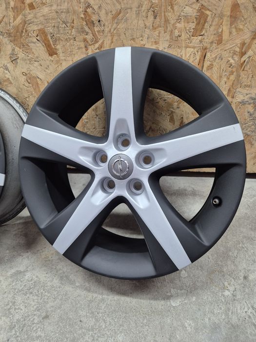 Диски 5*105, R17, Opel