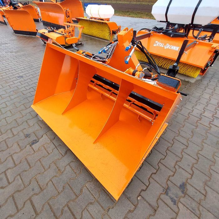 Osprzęt zimowy do ciągnika ! Piaskarka samozaładowcza hydrauliczna