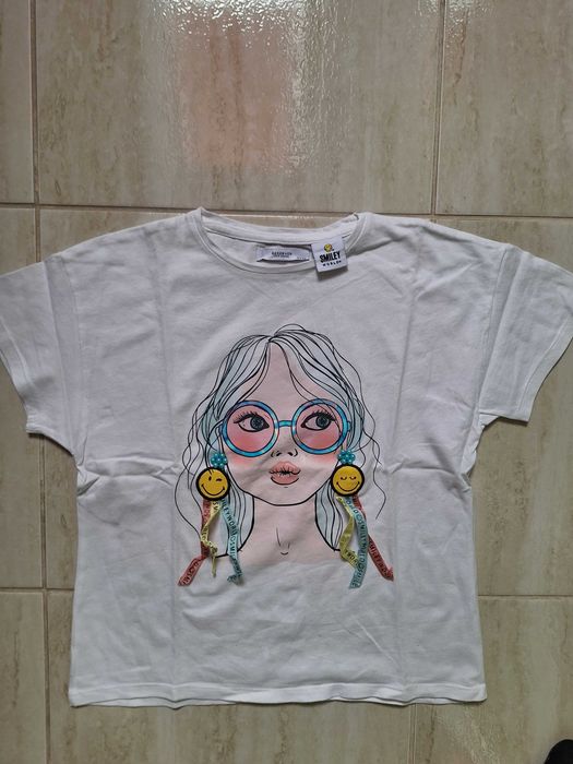 T-shirt dla dziewczynki biały rozm. 152 cm