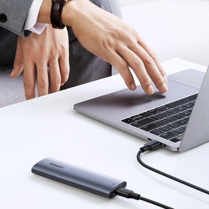 Ugreen kieszeń na dysk SSD M.2 obudowa dysku USB 3.2 Gen 2 + kabel USB
