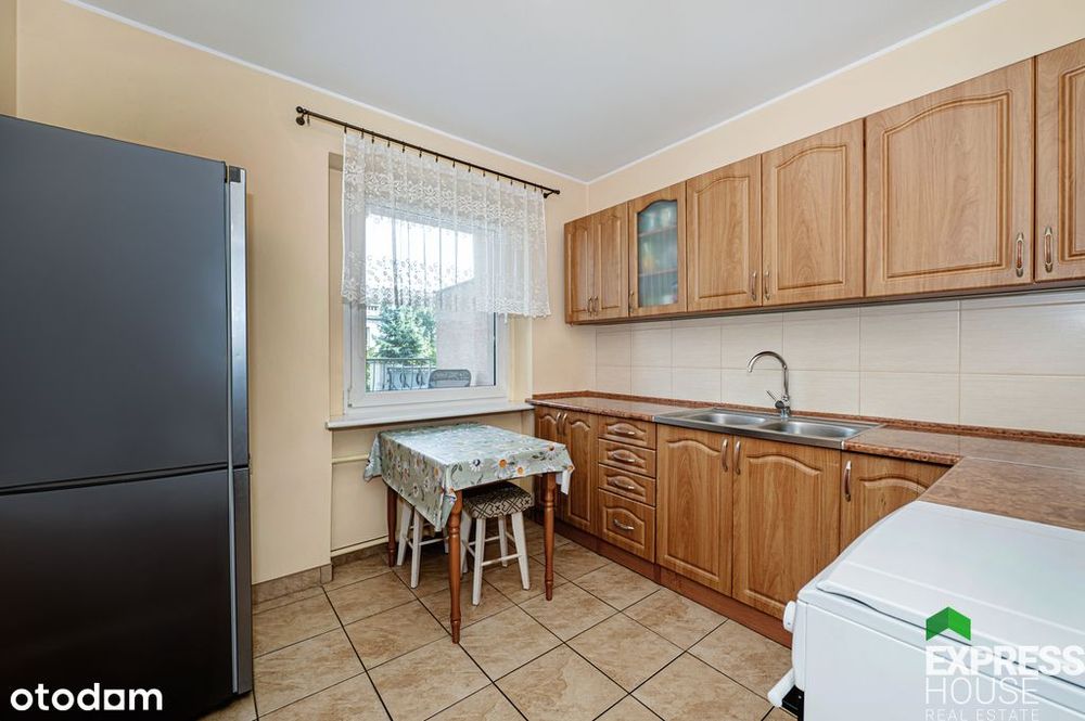 Potencjał mieszkalny i inwestycyjny - 250 m² - Widok 4