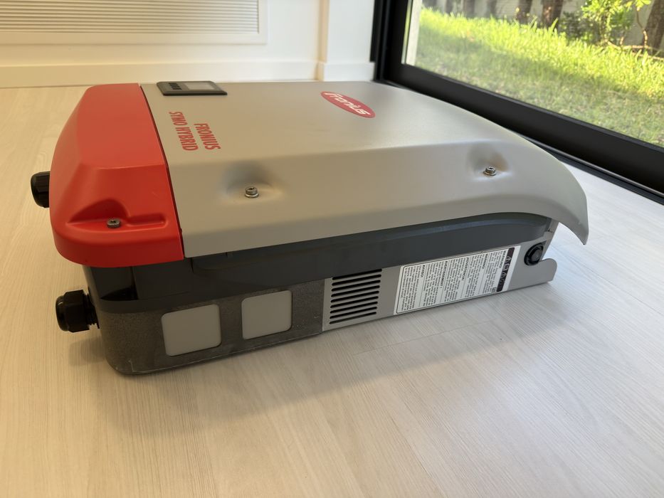 Inversor Solar Fotovoltaico Fronius Symo Hybrid 5 kW Trifásico