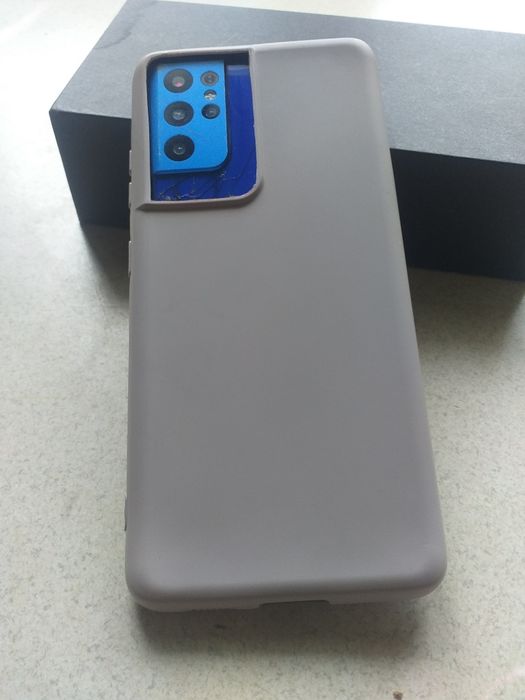 Смартфон Samsung S 21 ultra.