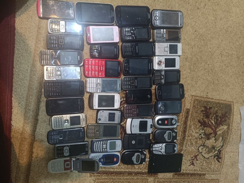 Телефони мобільні