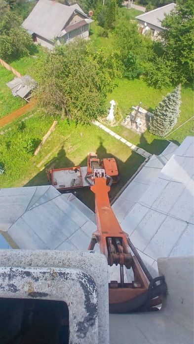 Послуги автовишки, ножничного підйомника чи екскаватора