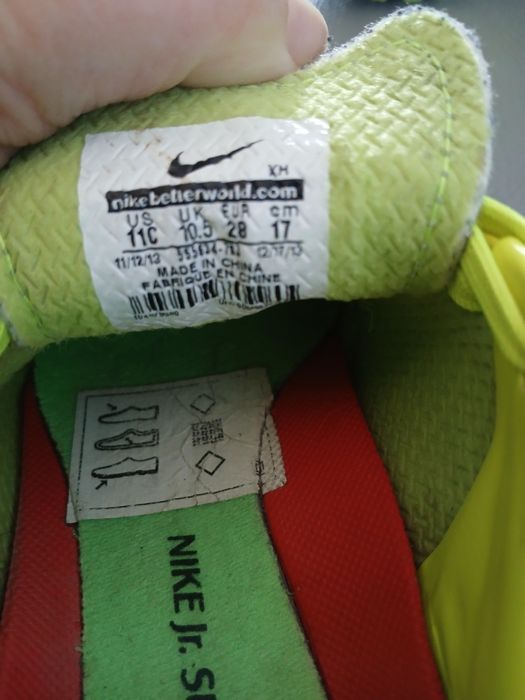 Buty sportowe  nike  28