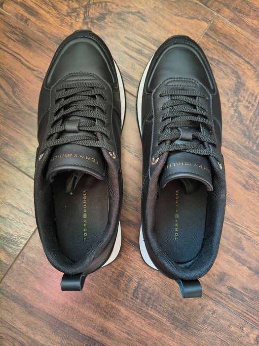 Nowe buty Tommy Hilfiger rozmiar 40