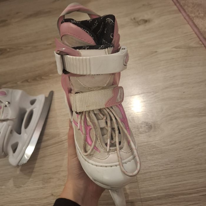 Łyżwy dziecięce regulowane