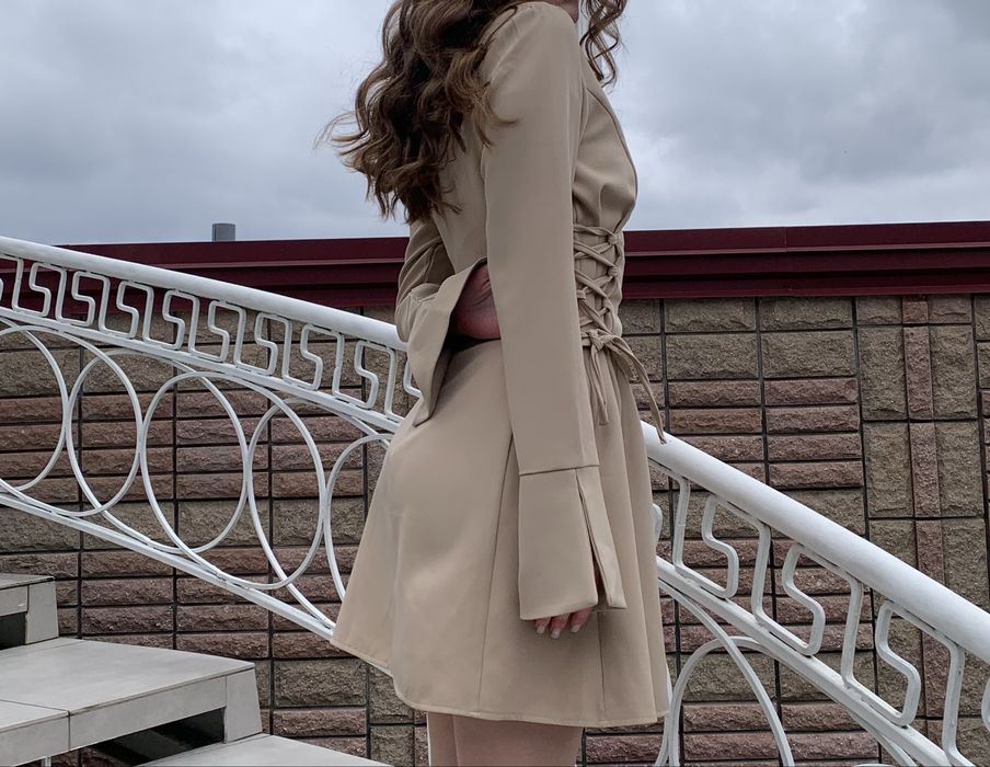 Сукня бежевого кольору,розмір S-M