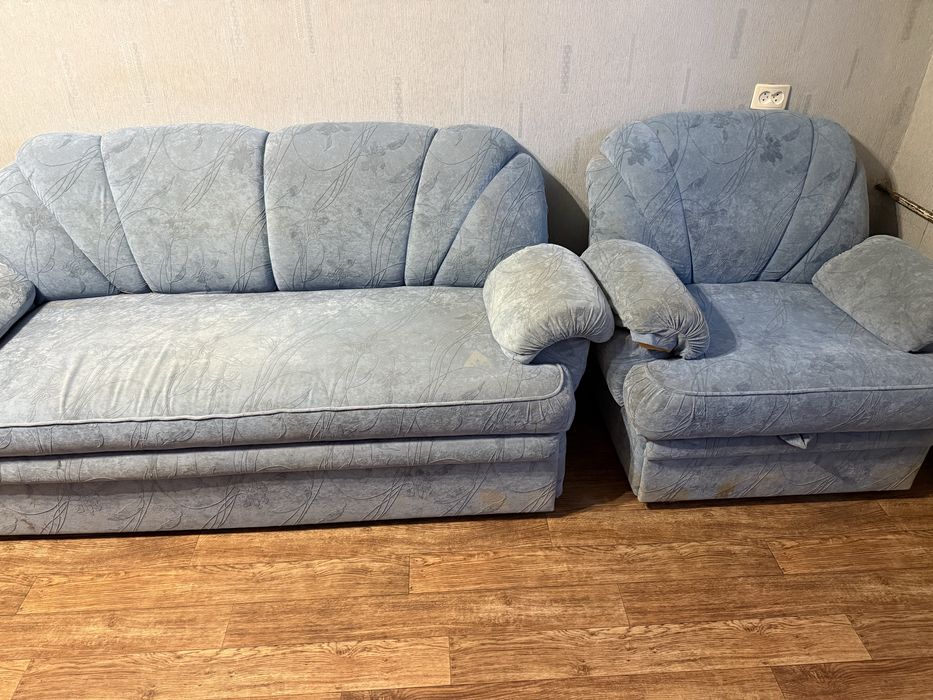 Продам диван и кресло