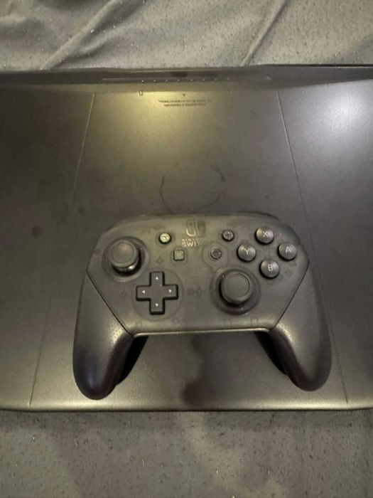 Nintendo SWITCH Pro Controller445835720146954242