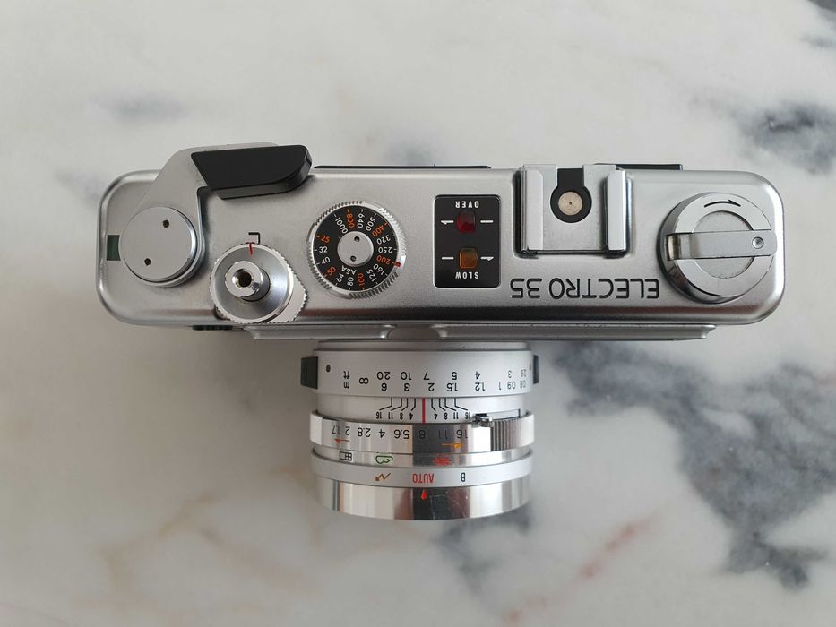 Câmera Fotográfica _ Yashica Electro 35 GSN _ MINT