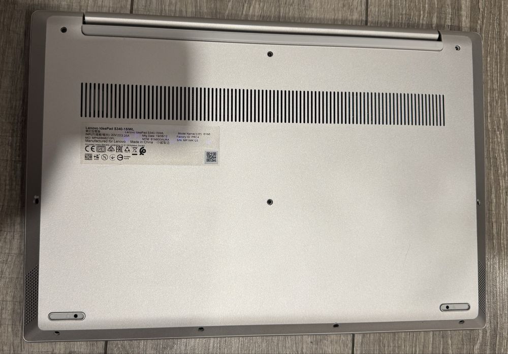 Ноутбук Lenovo, 8Gb, NVMe 128Gb, дуже хороша батарея. Підсвітка.