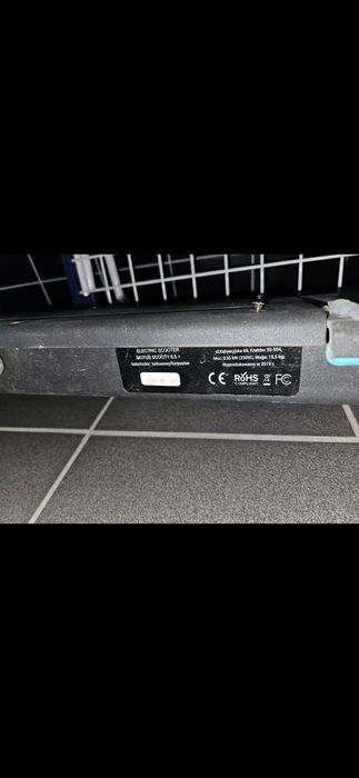 Hulajnoga elektryczna Motus Scooty 8,5+ uszkodzona