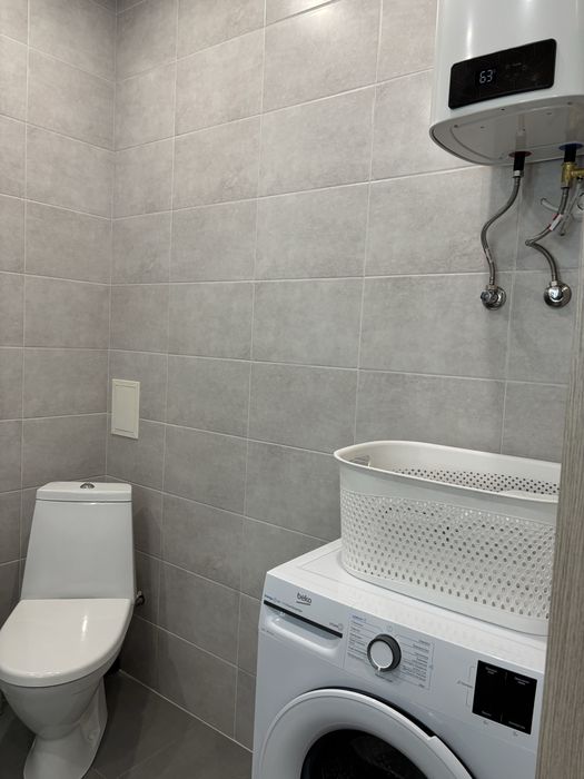 Комфортна , нова квартира в жк Набережний.