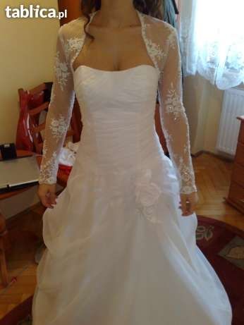 Piekna suknia slubna