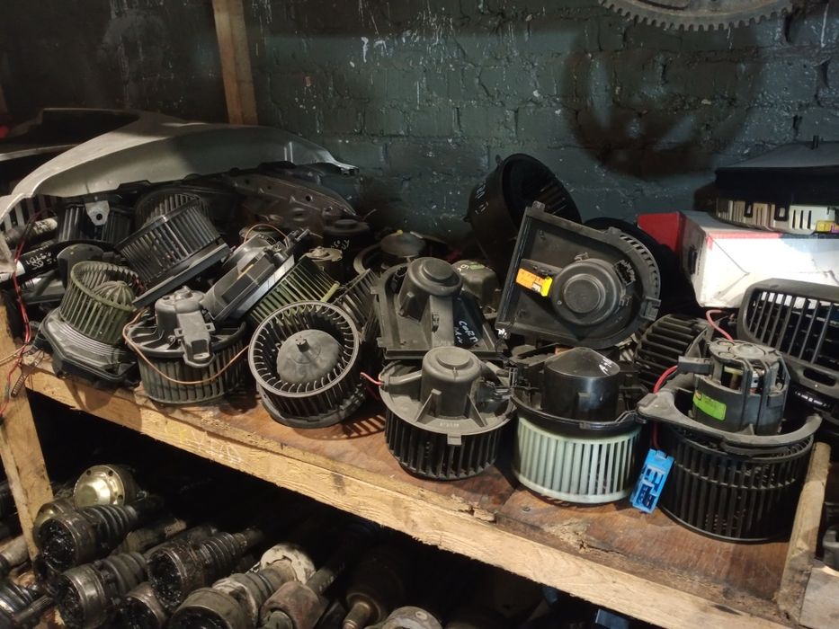 Моторчик пічки  Astra Zafira Golf 2 3 4 Октавія ауді A3 пассат т4 inka