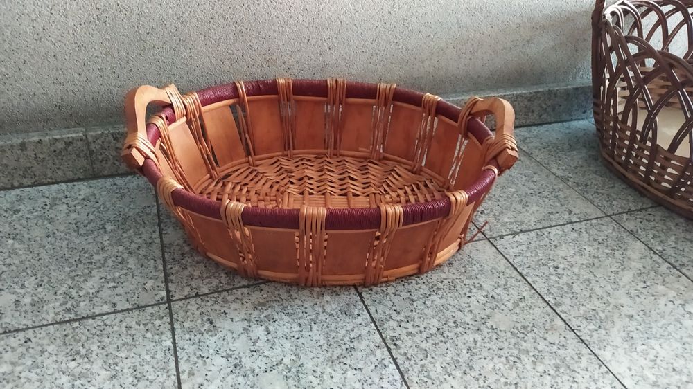 Cestos verga. Todos 15 euros.