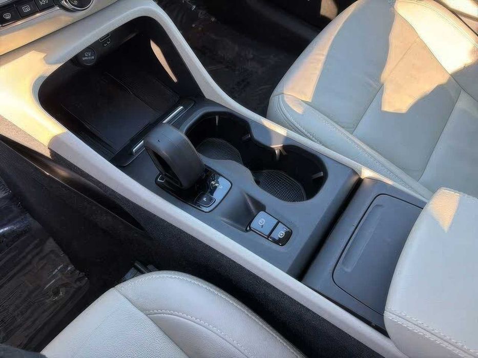 Volvo XC 40      2021