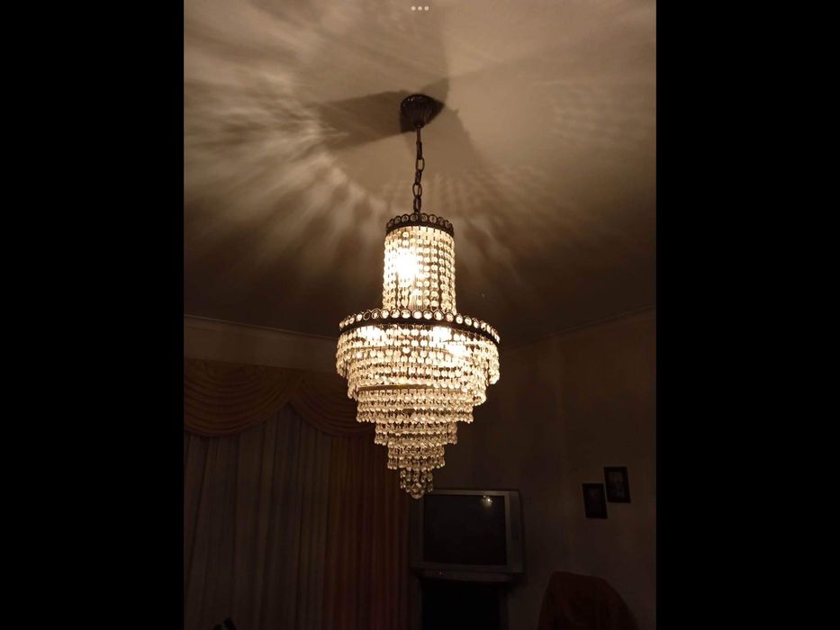 Lustre em cristal