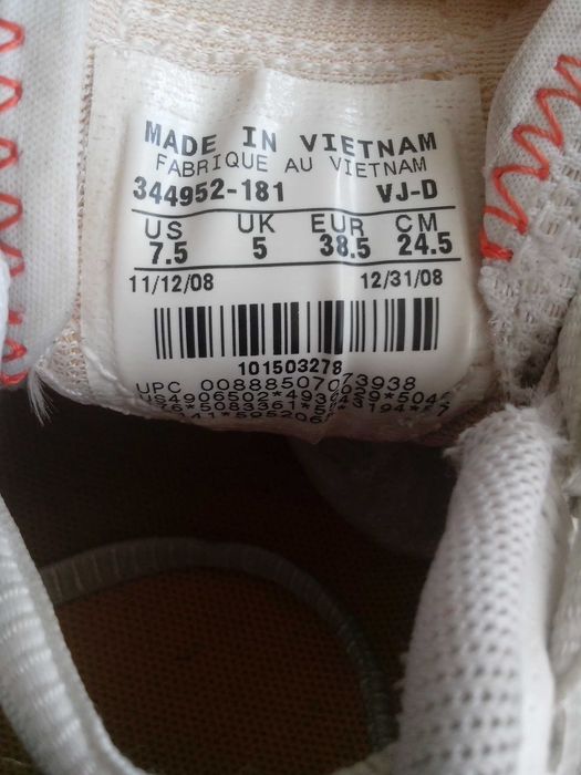 КРОСІВКИ Nike (стан нових) / КРОССОВКИ Nike (состояние нових)