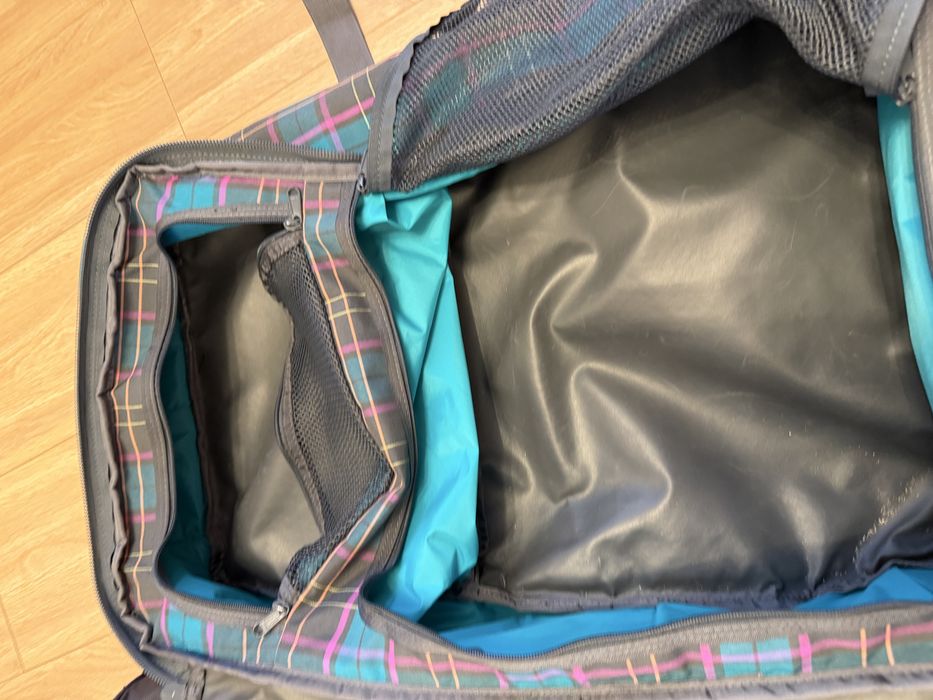 Dakine 100l сумка на колесах дорожня