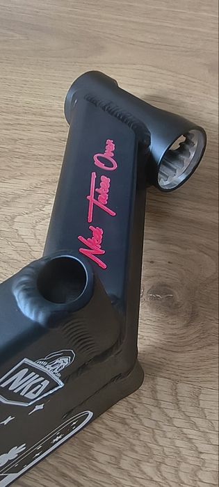 Deck Nkd mono  black
