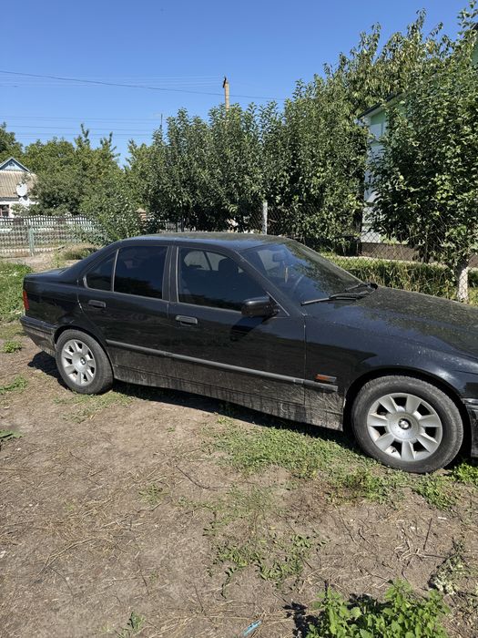 BMW 318 e 36 1994 року випуску
