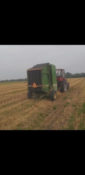 Прес пресс підборщик підбирач рулоний