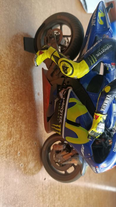 Sprzedam figurkę kolekcjonerska Yamaha