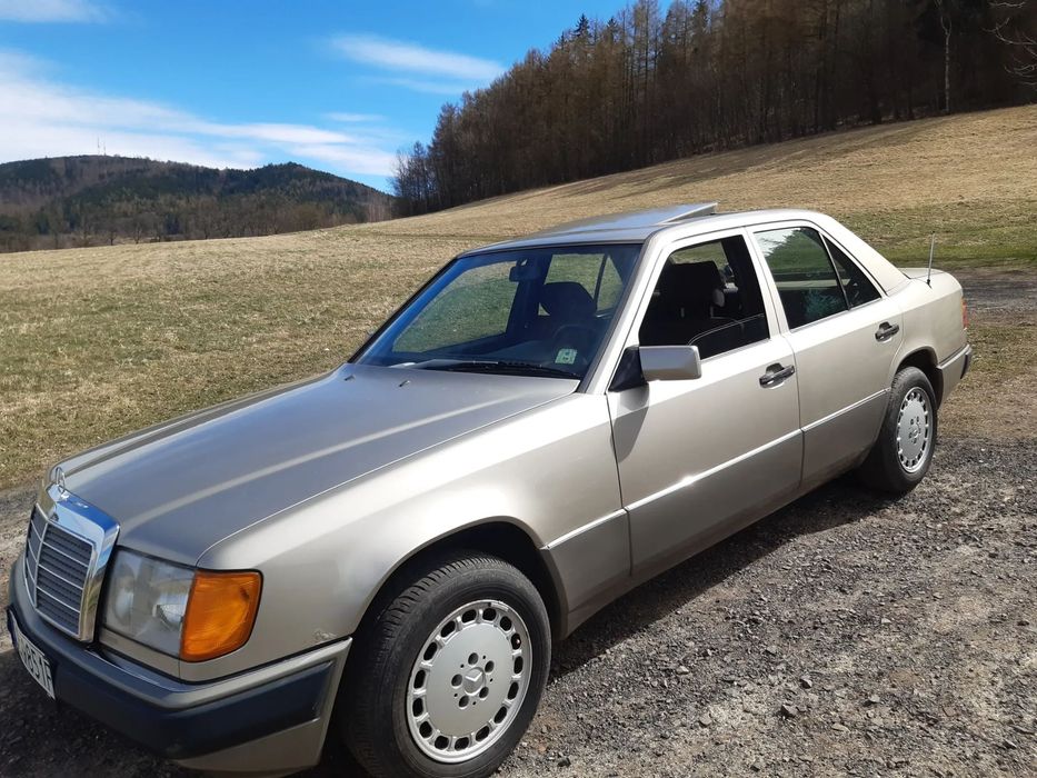 Mercedes-Benz W124 (1984-1993) W 124